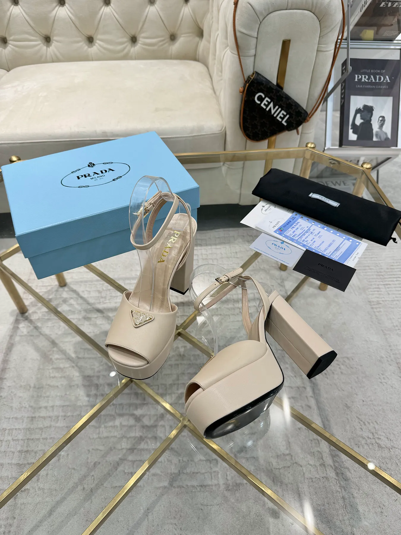 👟👟Ex-factory price 600👟👟 (imitation leather bottom-20) New arrival 👉Ready stock👈Remove the original board and make a 1:1 replica‼ ️The highest version ✅ Prada's early spring catwalk hot style 😘The latest spring style Thick heel square toe water platform series (genuine leather outsole) (simulated leather sole) A must-have for goddesses The upper and the feet are super beautiful 👉The upper is made of imported original calfskin, soft and textured, lining + foot pads, imported sheepskin lining, breathable and comfortable, private model water platform, heel, water platform 4M, heel height 13M Code number 35M-39M (34 40 41 42 customized, non-refundable and non-exchangeable)